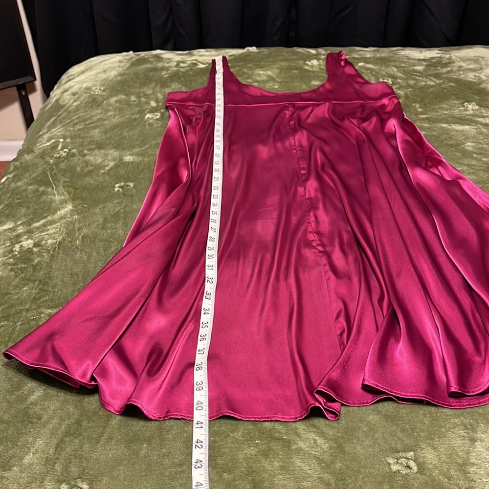 Final/Dress - Picture 7 of 9